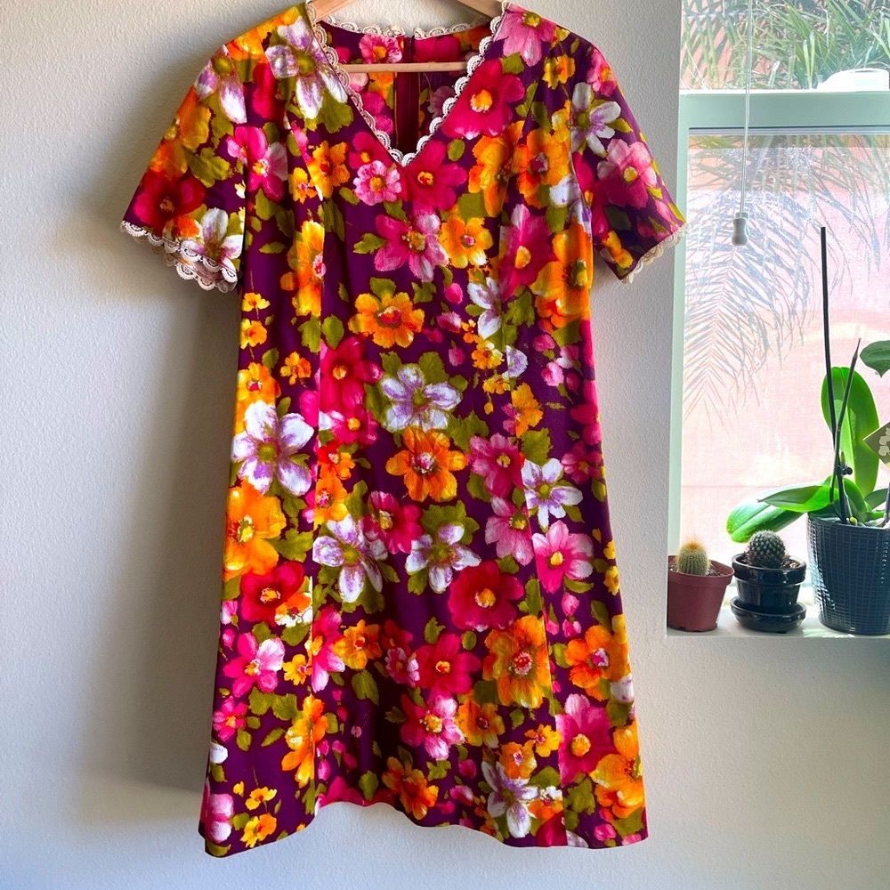 60’s Vintage Floral Dress